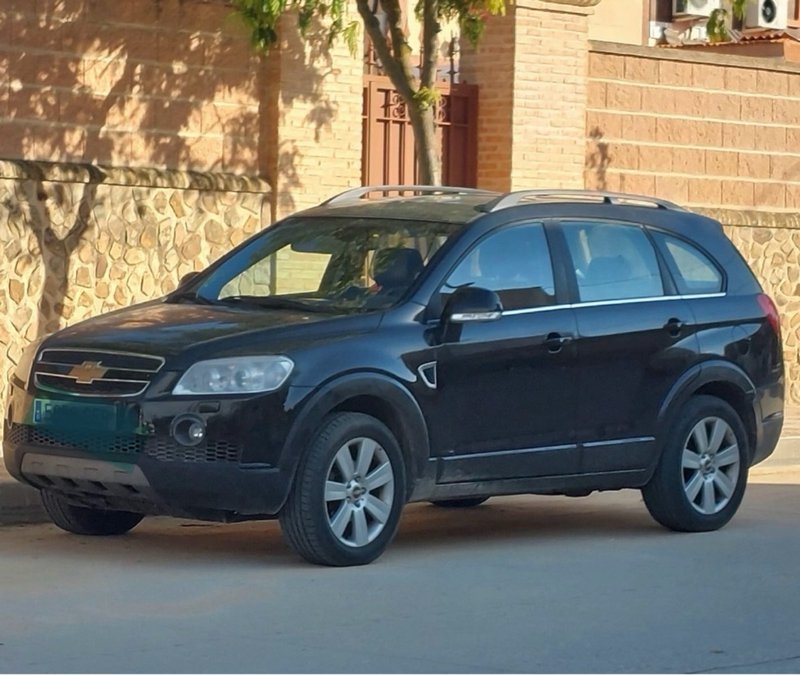 Chevrolet Captiva 2009 - foto 1