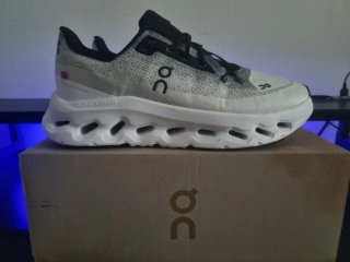 Zapatillas On Running Cloudswift Gris/Blanco