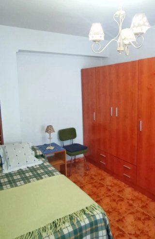 Alquilo habitación chicas estudiantes (exclusivo)