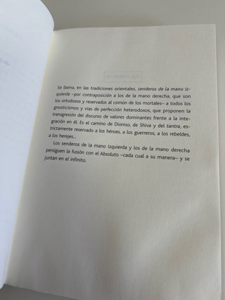 El sendero de la mano izquierda un código de co...