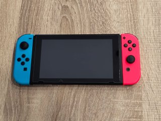 Nintendo Switch V1 + Accesorios