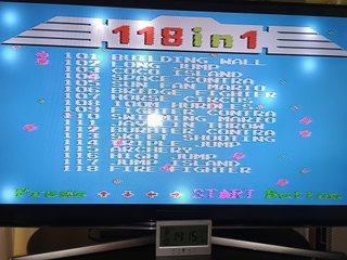 Consola clónica NES con 2 mandos y 118 juegos