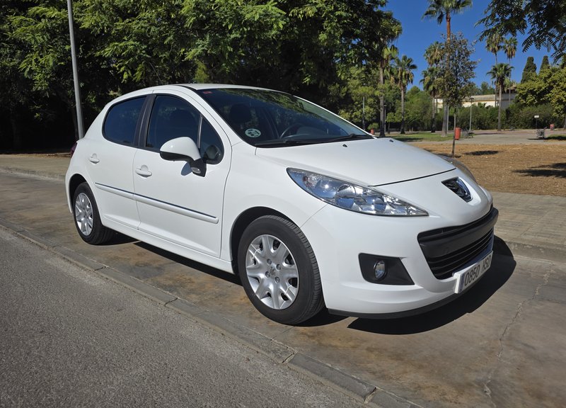 Peugeot 207 2013, foto 8