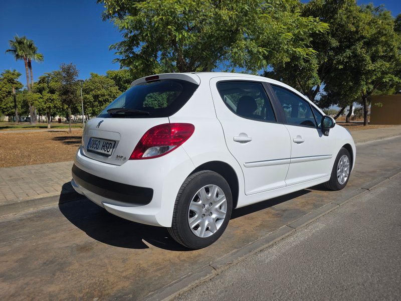 Peugeot 207 2013, foto 6