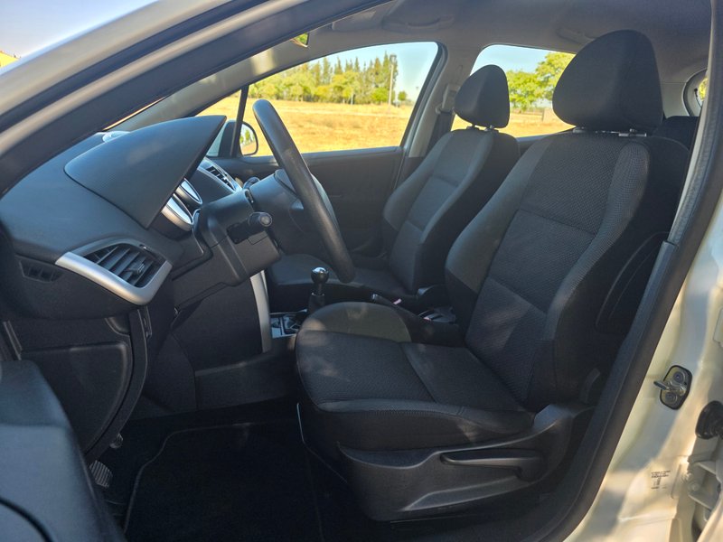 Peugeot 207 2013, foto 17