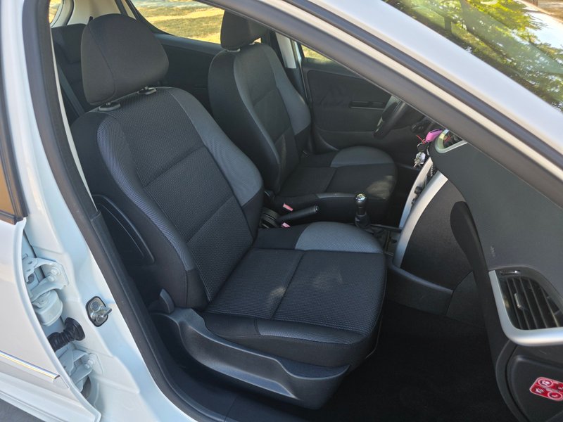 Peugeot 207 2013, foto 28
