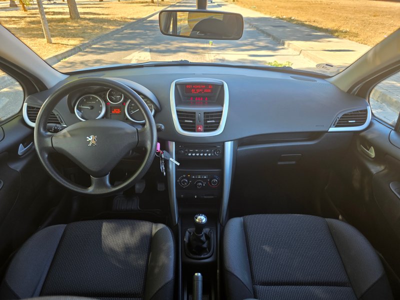 Peugeot 207 2013, foto 31