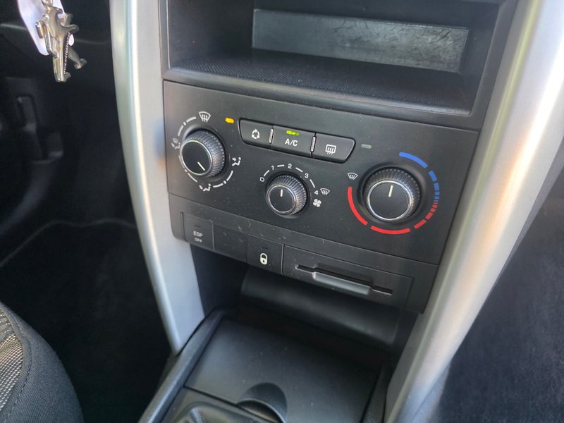 Peugeot 207 2013, foto 34