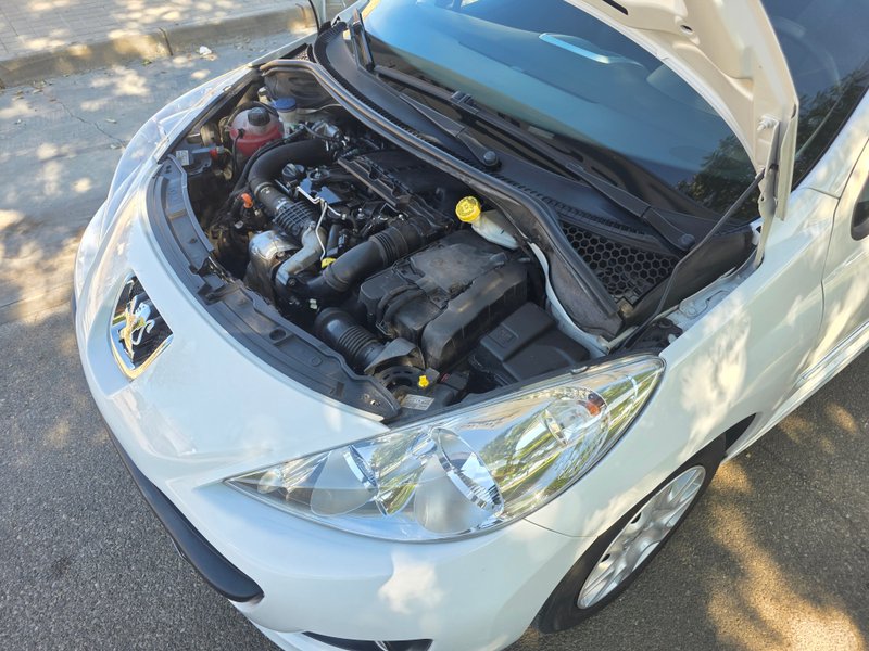 Peugeot 207 2013, foto 41