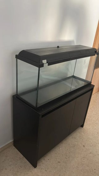 Pecera 200L con mueble negro