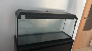 Pecera 200L con mueble negro
