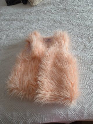 Chaleco de plumas color  rosa salmón