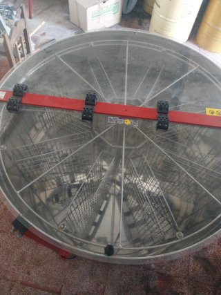 Centrifugadora de miel Lyson