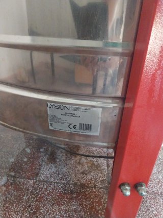Centrifugadora de miel Lyson