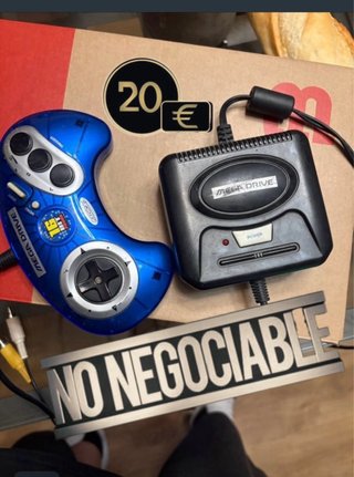 Consola Sega Mega Drive con mando 2️⃣0️⃣€