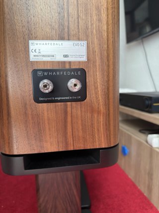 Altavoces Wharfedale Evo 5.2 Nogal