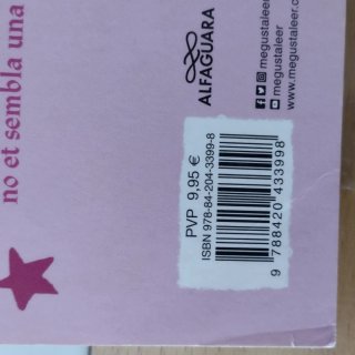 Llibre "Isadora Moon va a una festa de pijames"