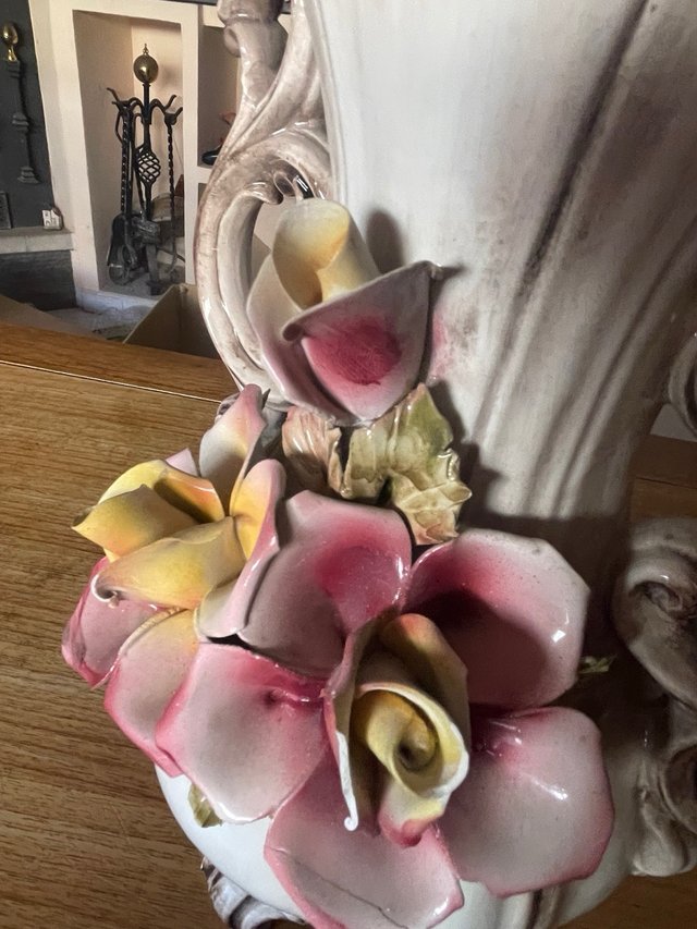 Gran Jarrón Capodimonte Italia Rosas Porcelana