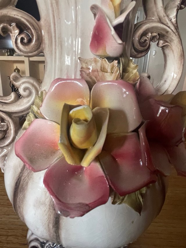 Gran Jarrón Capodimonte Italia Rosas Porcelana