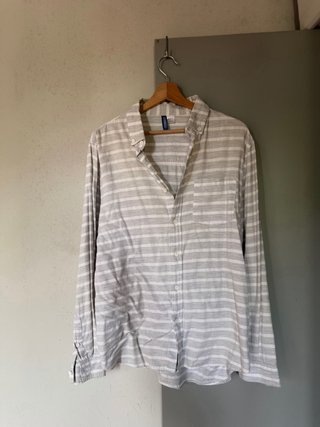 Camicia H&M a righe grigia e bianche