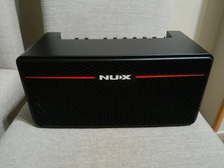Nux Mighty Space Amplificador Guitarra