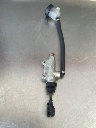 Bomba Freno Trasera BMW F900R