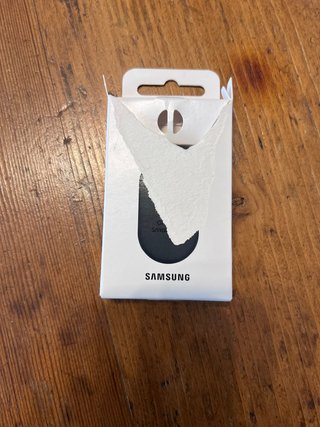 Samsung Galaxy SmartTag 2 sin usar