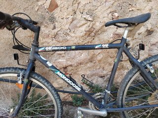 Bicicleta Mongoose Competición