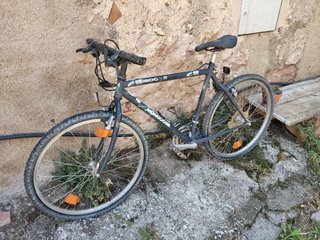 Bicicleta Mongoose Competición