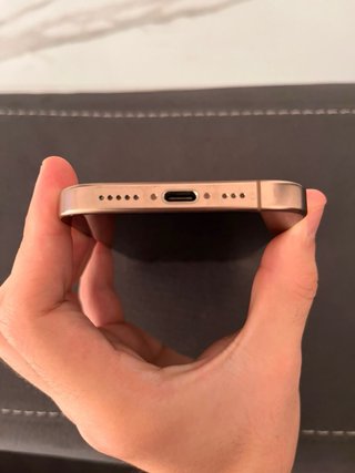 iPhone 16 Pro 512GB Titanio Sabbia + AppleCare