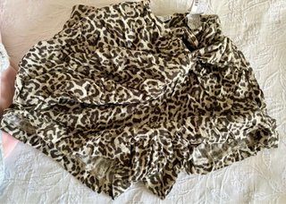 Falda pantalón Stradivarius estampado animal