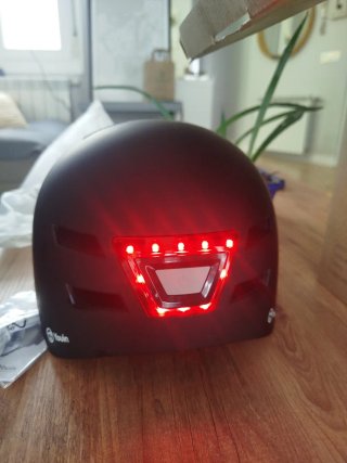 Casco Patinete L con Luz Nuevo Homologado