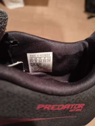 Botas de fútbol Adidas niño. PREDATOR talla 34