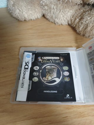 Professor Layton y la Villa Misteriosa Nintendo DS