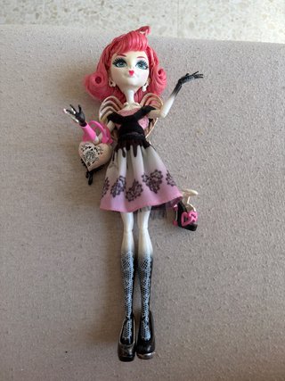 Muñeca Monster High Cupido