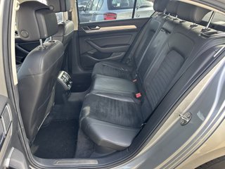 Volkswagen Passat R-Line 2015