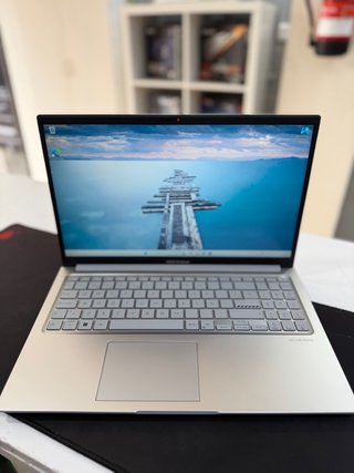 Asus VivoBook F1504ZA Gris/Plata