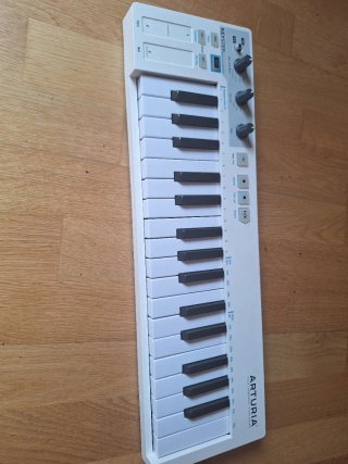 Arturia KeyStep Controlador y Secuenciador.