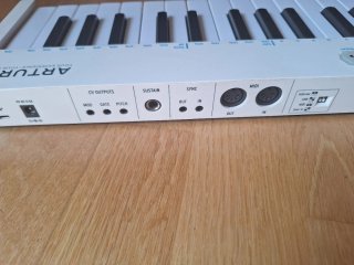 Arturia KeyStep Controlador y Secuenciador.
