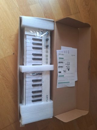 Arturia KeyStep Controlador y Secuenciador.