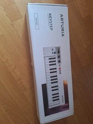 Arturia KeyStep Controlador y Secuenciador.