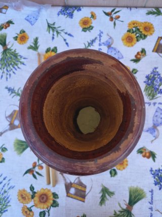 Djembe in legno con decorazioni