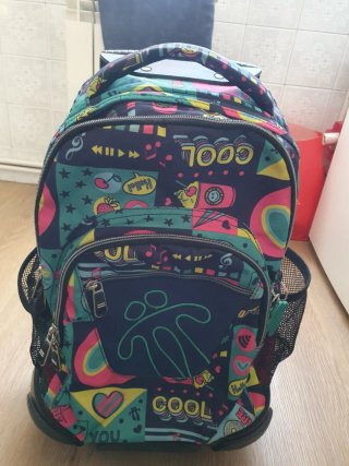 Mochila escolar con ruedas y estampado divertido