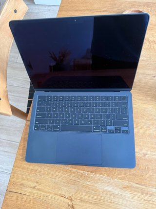 MacBook Air M2 8GB RAM 256GB Azul Medianoche