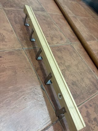 Colgador de pared madera y metal