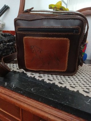 Bolso de piel natural