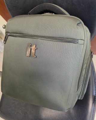 Borsa a tracolla IT Luggage verde