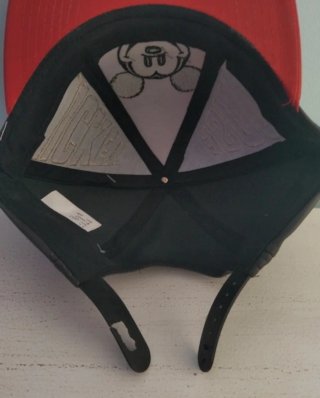 Gorra Disney Mickey Mouse Roja y Negra