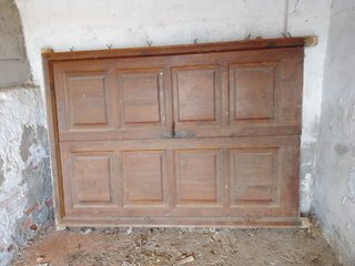 Puerta madera maciza