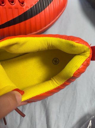 Botas de fútbol para niño